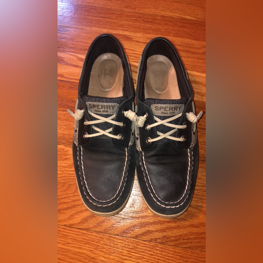 Women’s shoes